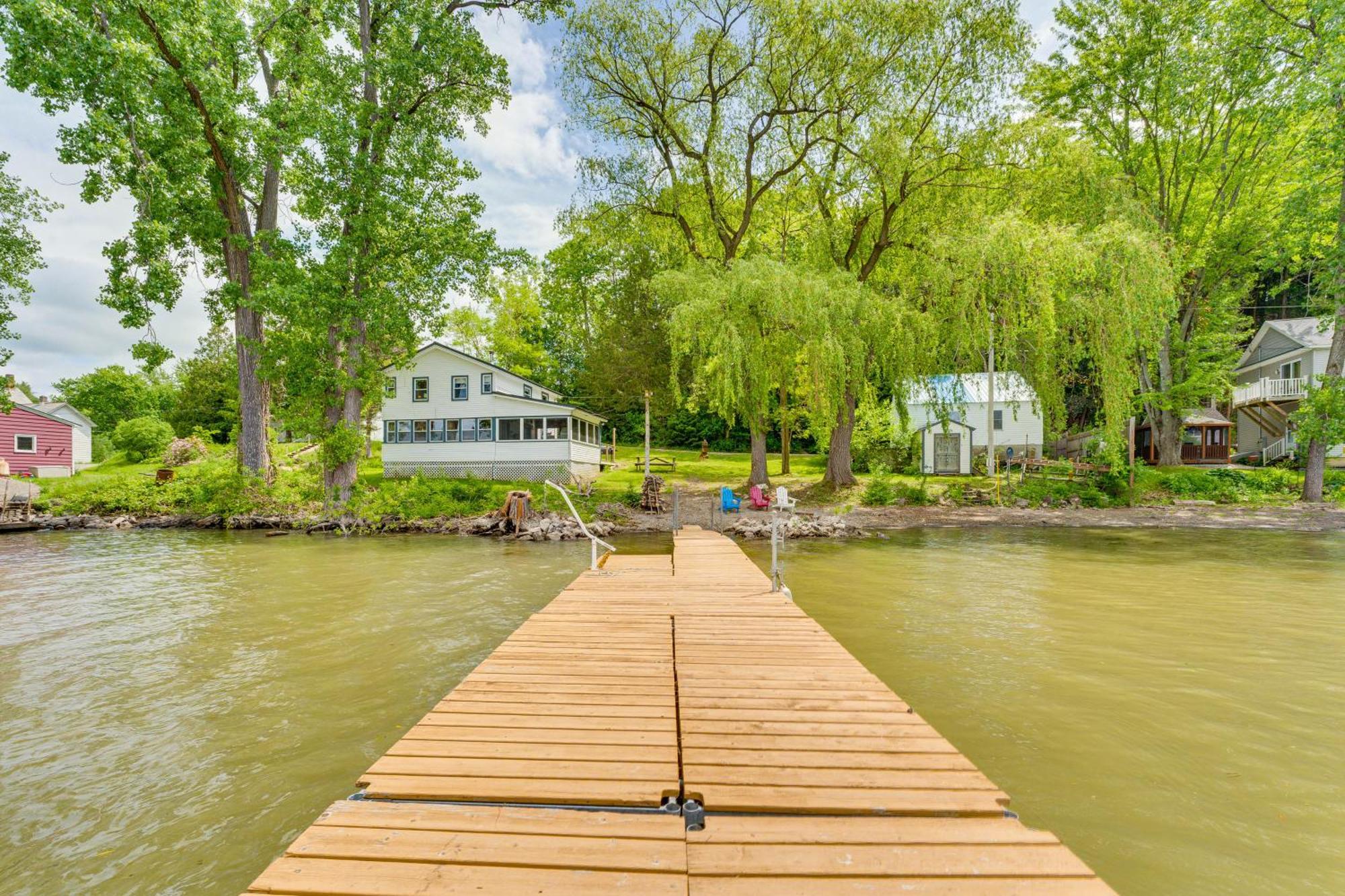 Waterfront Home On Lake Champlain With Dock And Kayaks Orwell Екстериор снимка