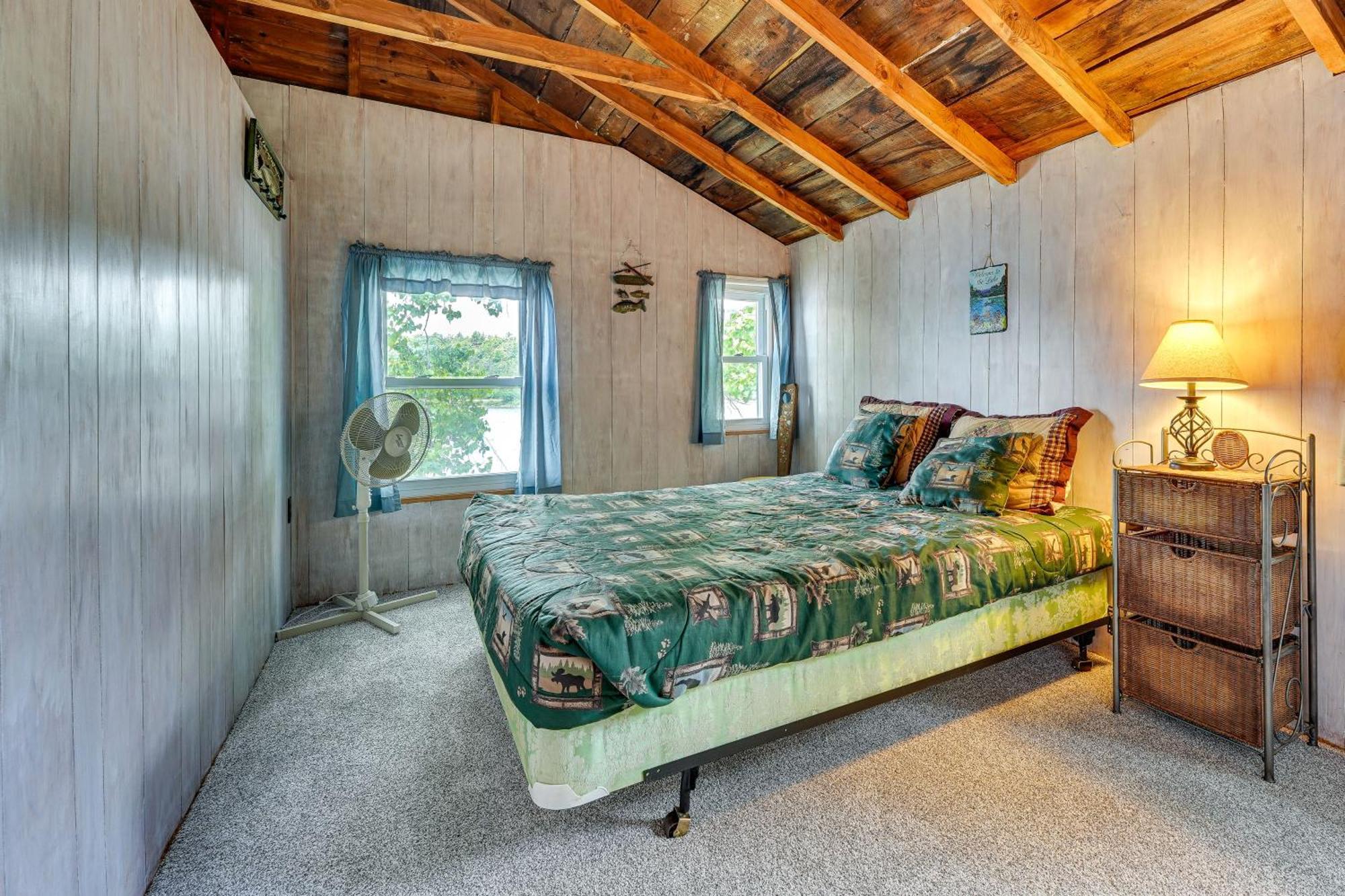 Waterfront Home On Lake Champlain With Dock And Kayaks Orwell Екстериор снимка