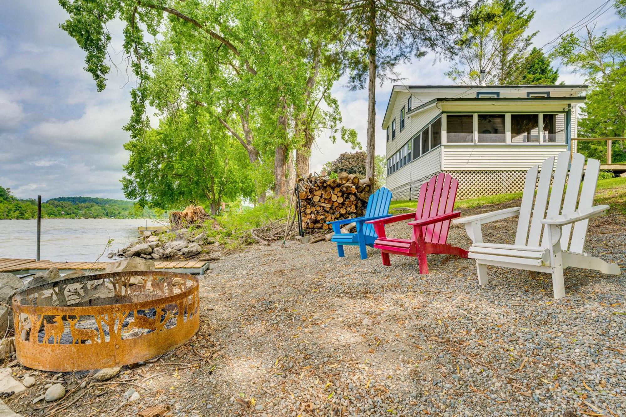 Waterfront Home On Lake Champlain With Dock And Kayaks Orwell Екстериор снимка
