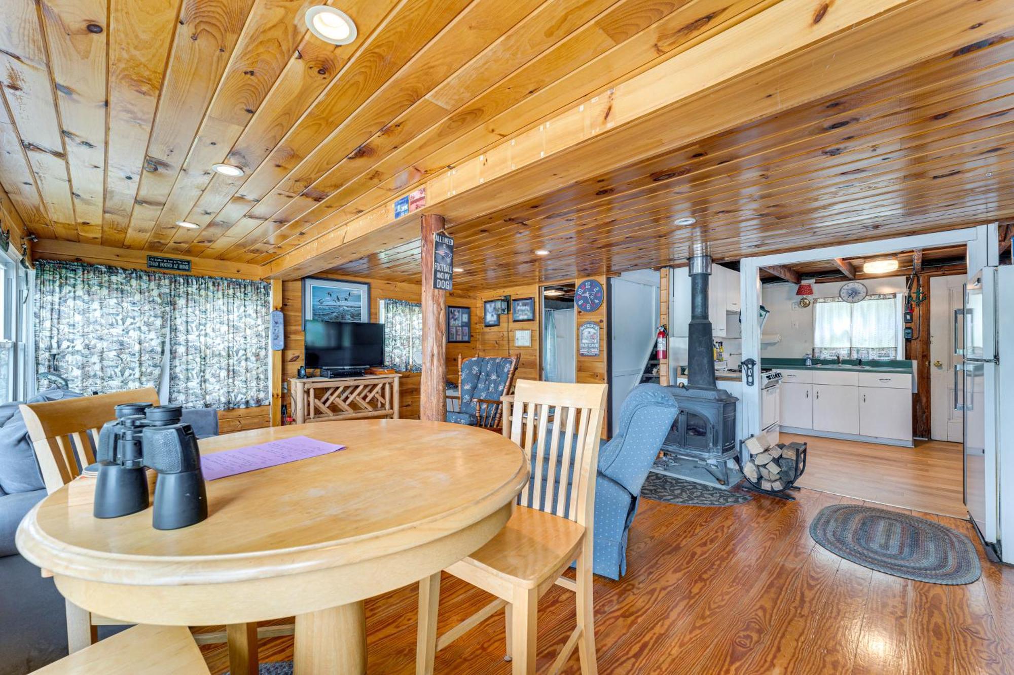 Waterfront Home On Lake Champlain With Dock And Kayaks Orwell Екстериор снимка